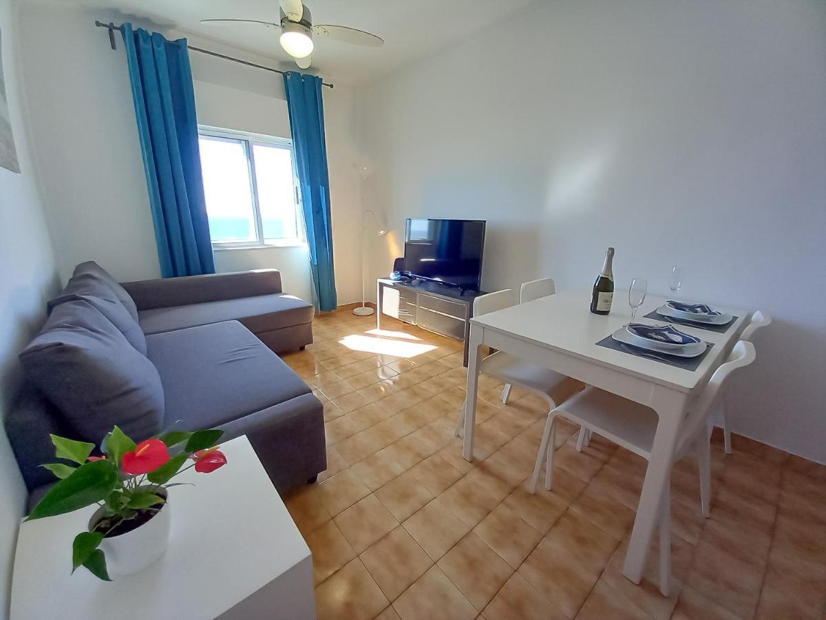 Mira Atlantico 13- Terraco Com Vista Mar E Cidade, Wifi, 80Mt Praia Quarteira Exterior photo